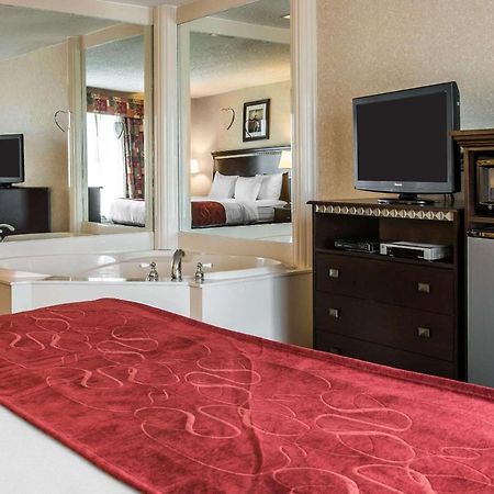Comfort Suites Canton - Detroit Εξωτερικό φωτογραφία