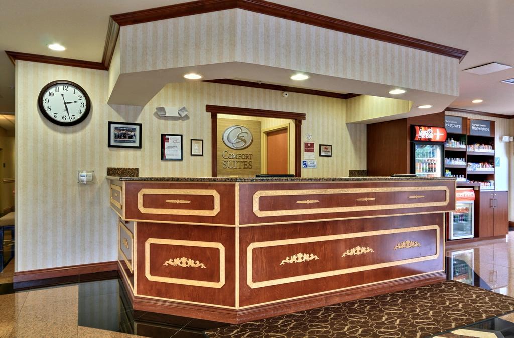 Comfort Suites Canton - Detroit Εξωτερικό φωτογραφία